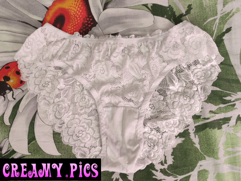 Mom’s (49yo) panties are the best. Good to get some fresh ones again