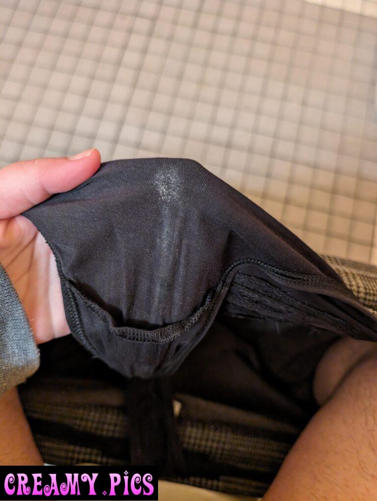 I get wet thinking of my dirty panties in your drawer, ready to be sniffed anytime 🥵 hairy curvy cutie
