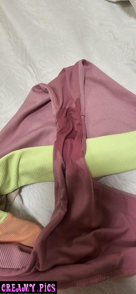 Squirted in my bikini 👙 💦💦💦💦