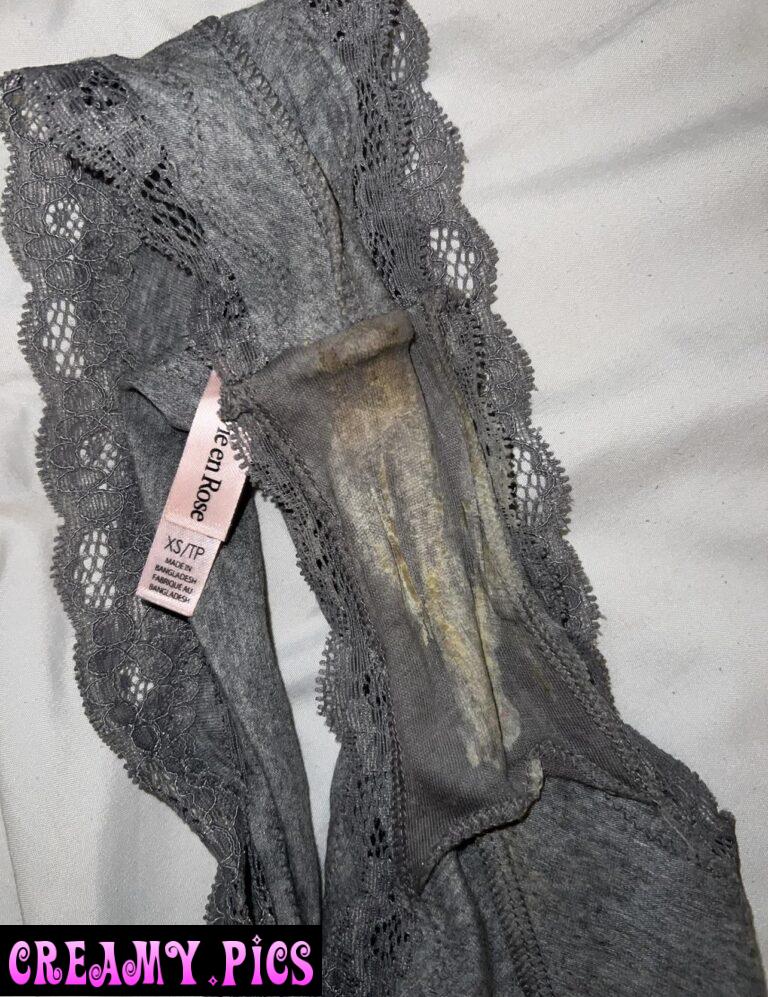 my favourite colour of panties 😋