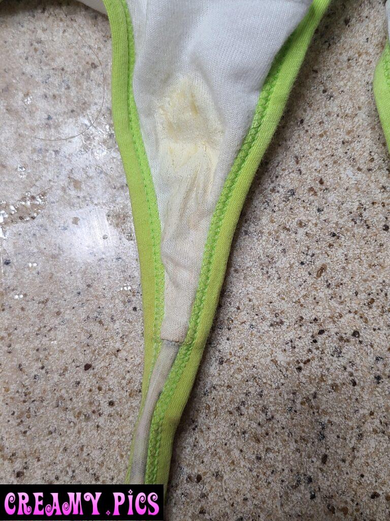 Pussy drool!