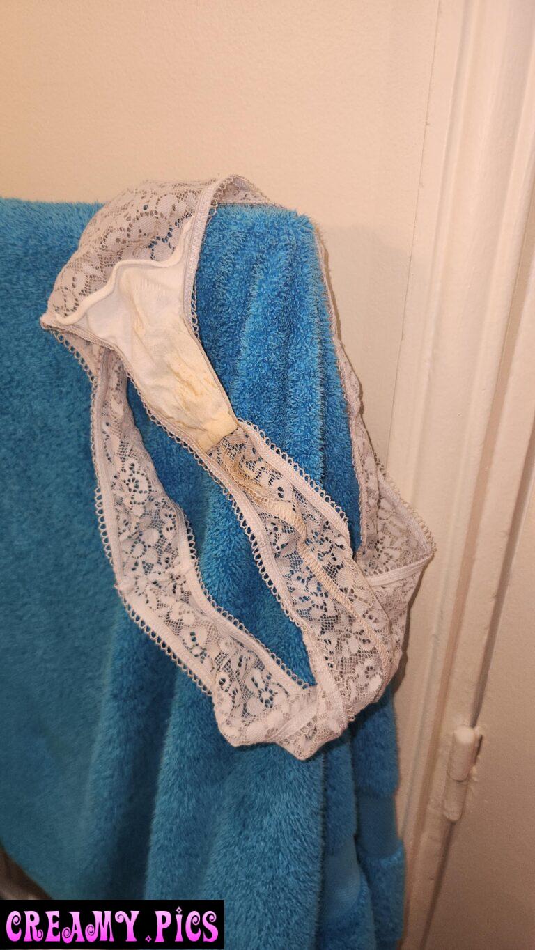 my cousin will be staying and sharing my bathroom for a few months, she's been leaving those everytime she showers I'm so lucky 🤤 I think she's been wearing those a few days should I nut in them and see what she does?