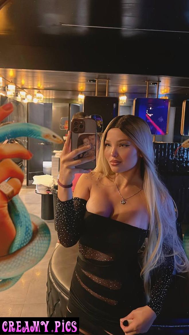 Fuck titles, I hope my selfie makes up for it.